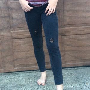 Black Mid - Rise Jeans